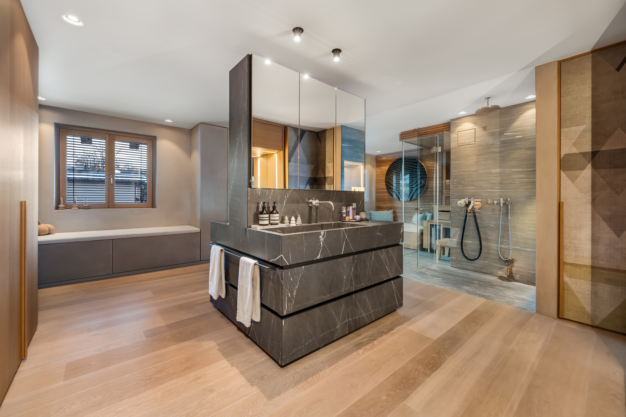 Penthouse der Superlative – Luxus auf höchstem Niveau im Herzen von Kitzbühel – Bild 9