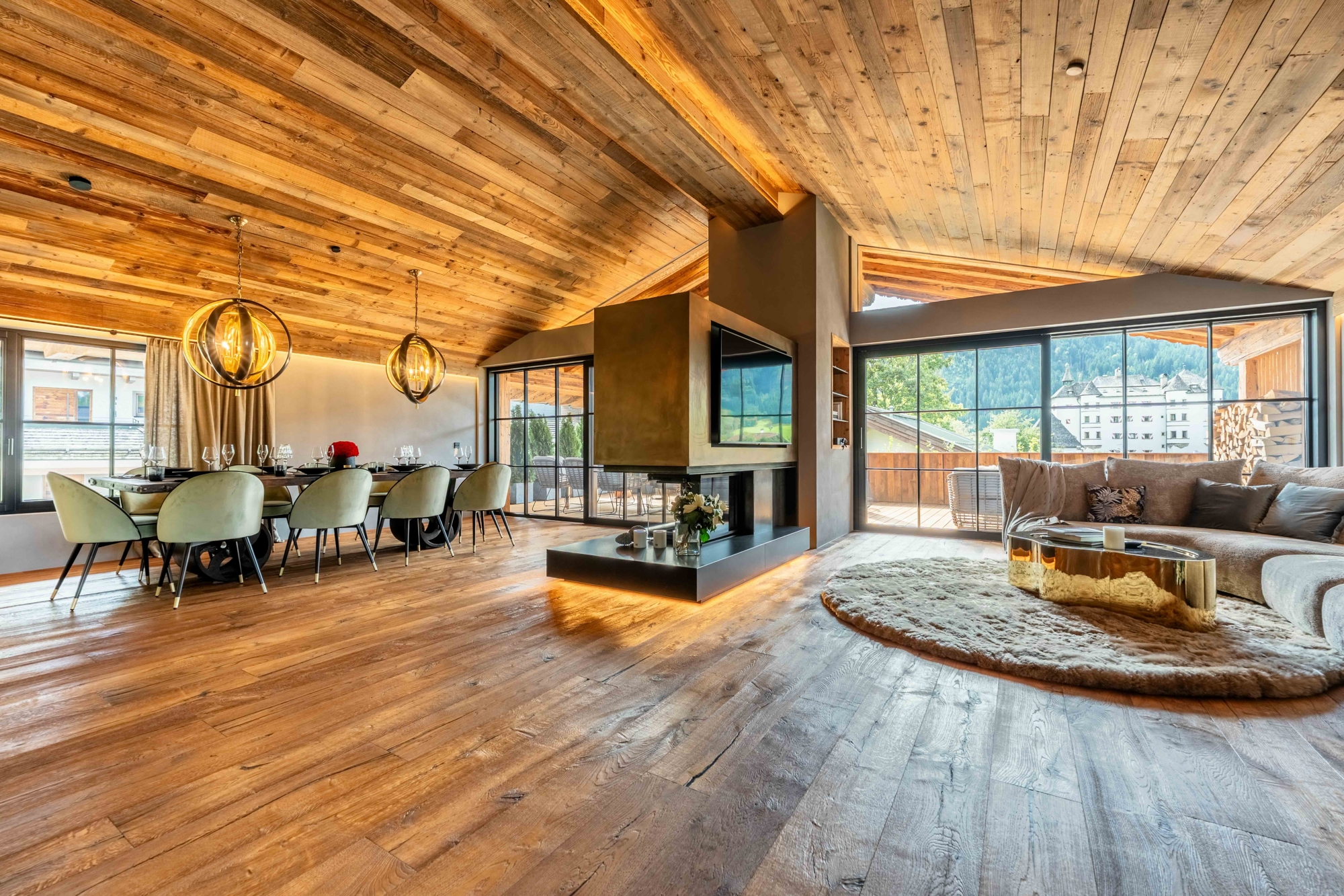 Luxus-Chalet mit Panorama, Spa & Designinterieur – Bild 7