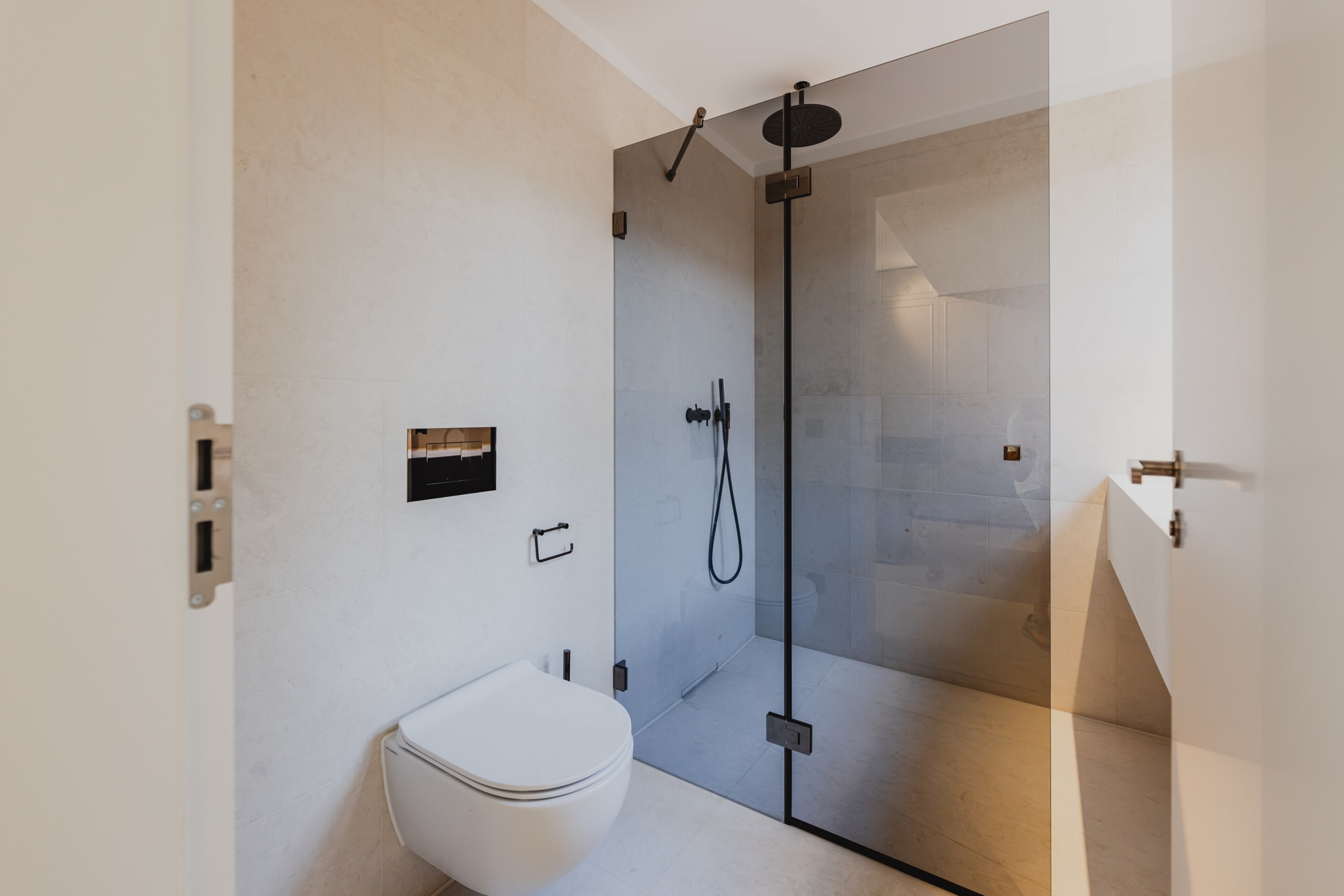 DESIGN TRIFFT NATUR – PENTHOUSE-FEELING AN DER ISAR – Bild 11