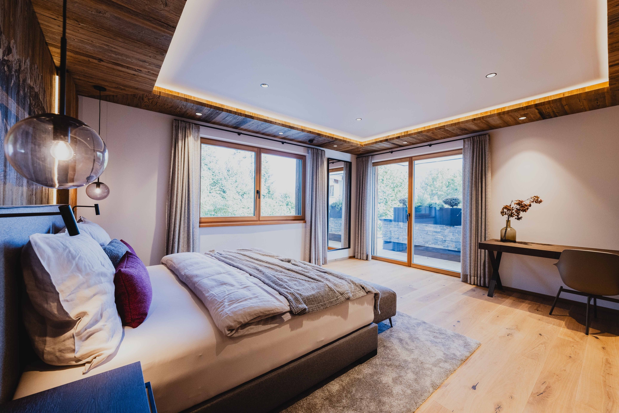 TRAUMHAFTES CHALET MIT AUßENPOOL IN SONNIGER LAGE – Bild 17