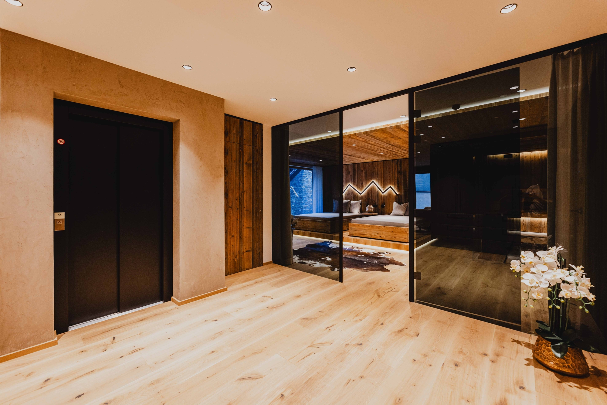 TRAUMHAFTES CHALET MIT AUßENPOOL IN SONNIGER LAGE – Bild 6