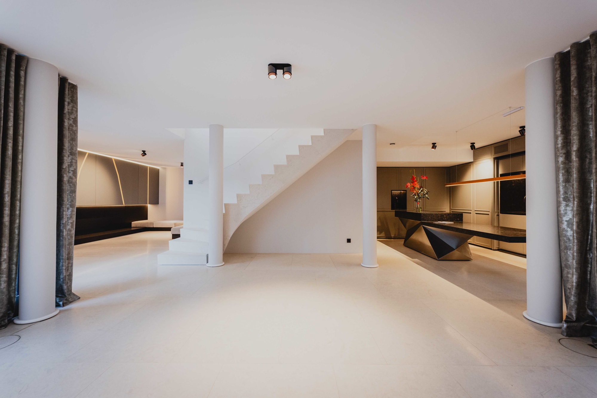 DESIGN TRIFFT NATUR – PENTHOUSE-FEELING AN DER ISAR – Bild 2