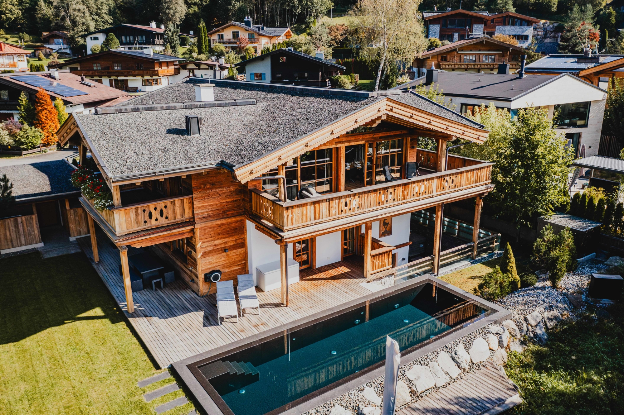 EXKLUSIVES FAMILIEN-CHALET IN REITH BEI KITZBÜHEL – TRAUMHAFTE LAGE & LEBENSQUALITÄT PUR! – Bild 1